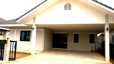บ้านเดี่ยว การไฟฟ้าส่วนภูมิภาค สันทราย :  บ้านเดี่ยวชั้นเดียว บ้านในหมู่บ้านเงียบสงบ  บ้านมือสองสภาพใหม่ไม่เคยอยู่ ใกล้มหาลัยแม่โจ้     #สันทราย ราคาเพียง 2.7 ล้านบาท   #CSS101906