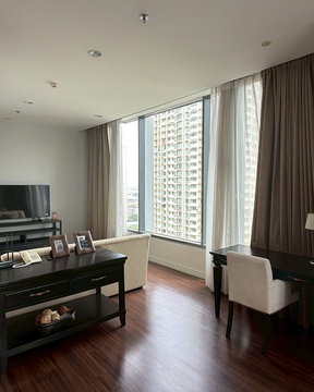 RS6578 ให้เช่า The Willows Sathorn พร้อม Private Lift และบริการแม่บ้านฟรี ใกล้ BTS ช่องนนทรี 