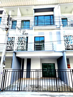 Townhouses for sale : 3-BR Townhouse For Sale At Knight Watcharapol 9, Sai Mai (ID 3012116)