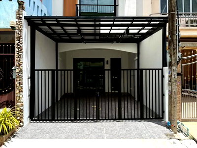 ขายทาวน์โฮม : ⭐✨RH-028 ขายทาวน์โฮม บ้านสรานนท์ ปากเกร็ด ( Saranon House ) ✨⭐