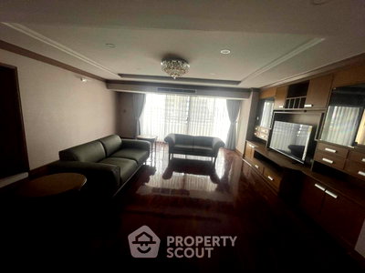 Condos for rent : 3-BR 320 Sqm High-Floor Condo, Wattana Heights • 200m to MRT Sukhumvit (ID 3020863)