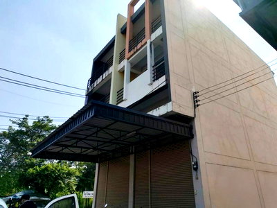 Shophouses for sale Muang Samut Sakhon Samut Sakhon : FOR SALE  COMMERCIAL BUILDING PROPERTY  6480000 BAHT.