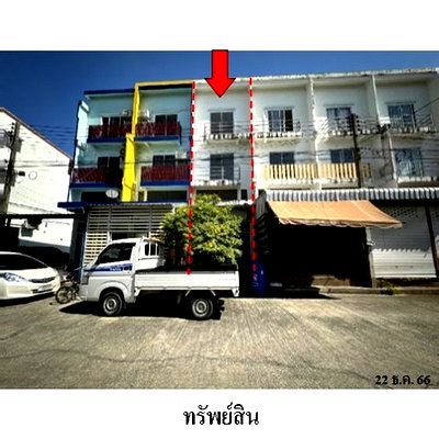 Shophouses for sale Pathumthani : FOR SALE  COMMERCIAL BUILDING PROPERTY  1653000 BAHT.