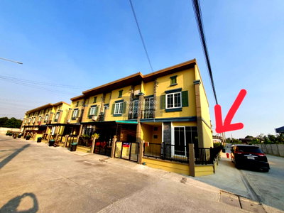 Townhouses for sale : For Sale Townhouse/Townhome  , Golden Town Rattanathibet-Saima Station , corner unit , Sai Ma , Mueang Nonthaburi , Nonthaburi , CX-160913 ✅ Live chat with us ADD LINE @connexproperty ✅