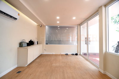 เช่าบ้านเดี่ยว วัน แบงค็อก   : House Sukhumvit 16 2 bedrooms, for rent