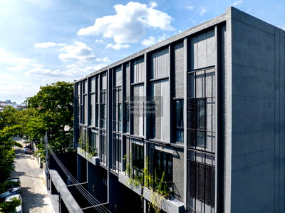 Townhouses for rent โลตัสเอ็กเพลส(สุทธิสาร) : For Rent Townhouse/Townhome  , L Scape Ratchada 20 , MRT-Ratchadaphisek , Sam Saen Nok , Huai Khwang , Bangkok , CX-159633 ✅ Live chat with us ADD LINE @connexproperty ✅
