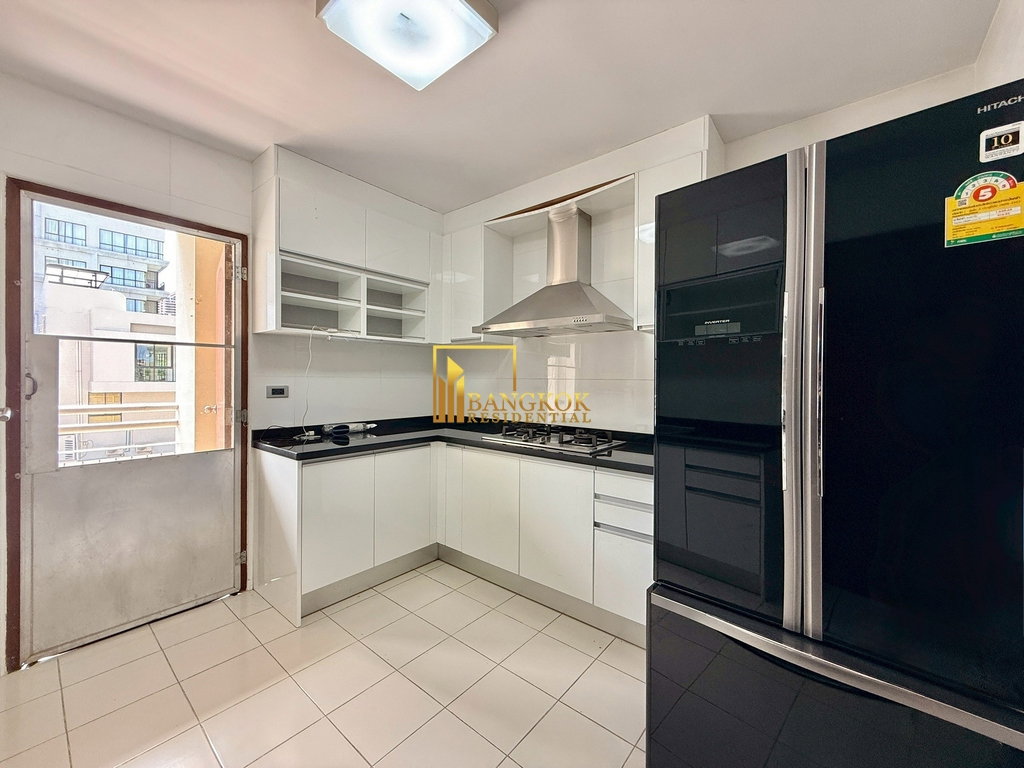 picture Spacious 2 Bedroom Apartment For Rent in Sathorn Area - BR21447AP - 13/33