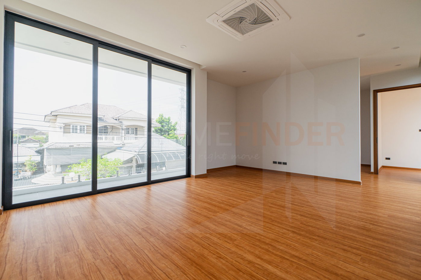 picture EDEN Srinakarin – Suan Luang 4 bedrooms, for sale - 9/46