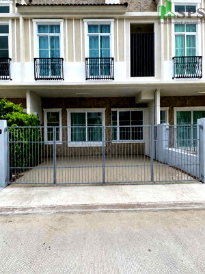 เช่าทาวน์โฮม เมกะ บางนา : ให้เช่าทาวน์เฮาส์ Villaggio 2 ศรีนครินทร์–บางนา เลี้ยงสัตว์ได้ ( SPSEVE1977)