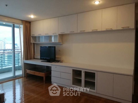 ชั้น 15 คอนโด 3 ห้องนอน The Royal Saladaeng ห่าง MRT สีลม 200 ม. (ID 3026341)