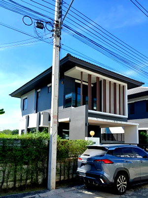 Twin houses for sale : Semi-detached house for sale, NC On Green Palm Park Expressway-Lam Luk Ka,  near Expressway