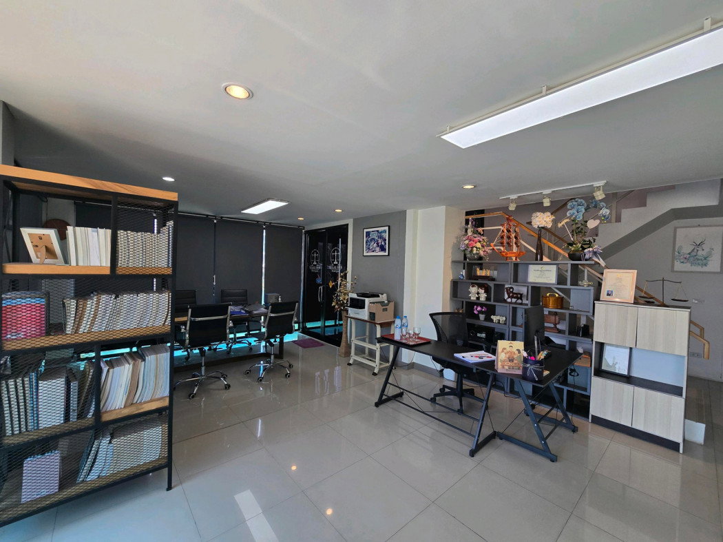 รูป ขายอาคารโฮมออฟฟิศ 4 ชั้น ห้องมุม ขนาด 42 ตร.ว. พื้นที่ใช้สอย 227 ตรม - รูปที่ 3/12