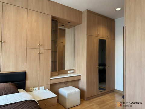 City Smart Condo Premium Unit Close to All Conveniences near BTS Asok