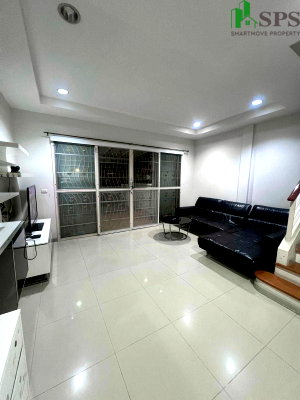 Townhouses for rent : Townhome for Rent at Baan Klang Muang Urbanion Sukhumvit 113 – Garden View (SPSEVE1998)