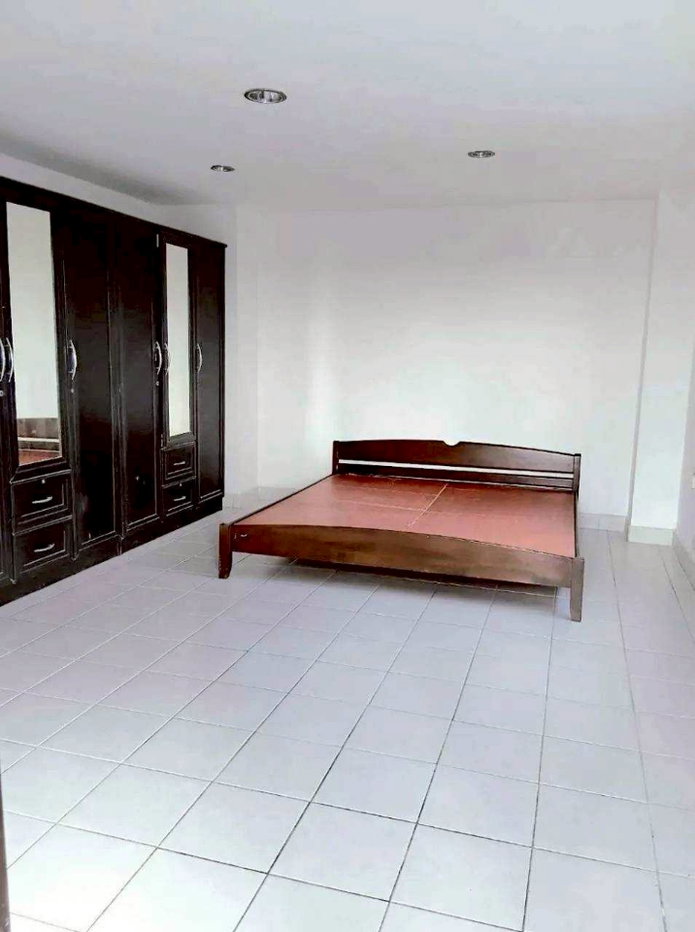 picture Thippharoek                         condo - 1/13