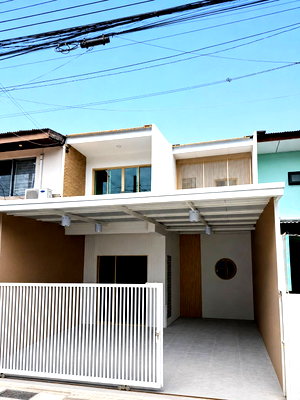 Townhouses for sale  Chaeng Watthana 14 Station : For sale Baan Keha PongPhet Cheangwattna14