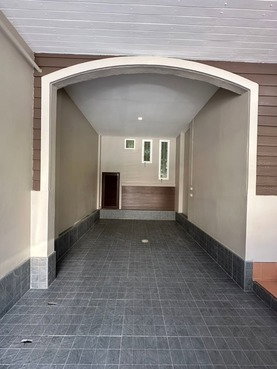รูป ขายทาวน์เฮ้าส์ม.บ้านวรารักษ์ หน้ากว้าง5.5ม.จอดรถหน้าบ้านในบ้านสบายๆม.บ้านติดถนนใหญ่ - รูปที่ 8/8