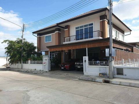 ขาย บ้านหลังใหญ่พลูวิลล่า 4 ห้องนอน ในหมู่บ้านกุลพันธ์วิลล์ 9 ใกล้โรงเรียนนานาชาติหลายแห่ง (H493) T.0946511456