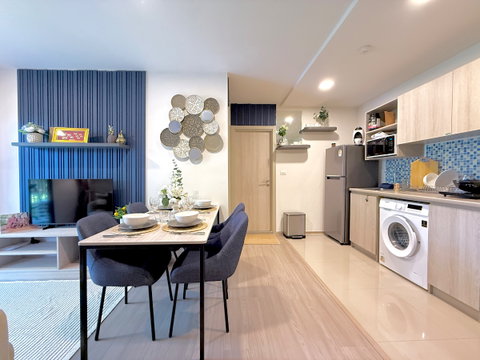 คอนโด 2 ห้องนอน สำหรับครอบครัว ใกล้ เซ็นทรัล-ป่าตอง