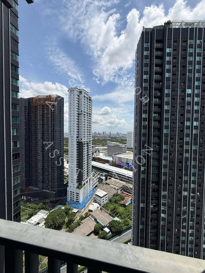 รูป ✨พร้อมเช่า💎Life Ladprao ชั้นสูงวิวเมือง เฟอร์ครบพร้อมเข้าอยู่ใกล้ MRT พหลโยธิน 🏢✨ - รูปที่ 9/9