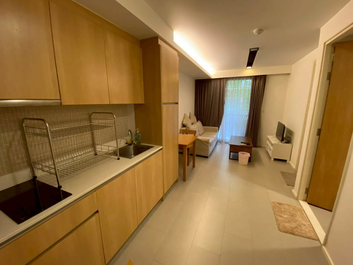 picture The Nest                   Ploenchit - 2/6