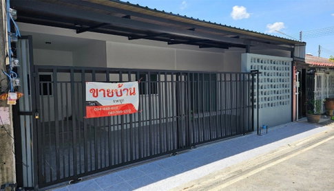 Call : 094-448-6111 Sukjai Villa 1 Mueang Chonburi, Newly renovated townhouse, 30 sq.wa, 3 Bedrooms Near Robinson Chonburi