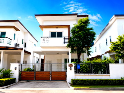 บ้านแฝดให้เช่า : ให้เช่าบ้านแฝด ม.เมโทรปาร์ค ใกล้ ม.เกษตรฯ ศรีราชา