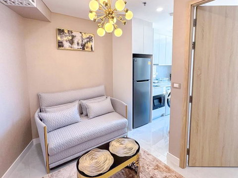 Copacabana Beach Jomtien Condo for Sale High Floor Sea View