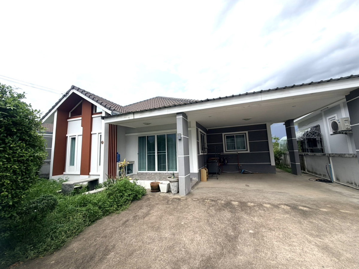 รูป  ขายบ้านเดี่ยวชั้นเดียว พร้อมเข้าอยู่ ทำเลศักย่านหางดง เชียงใหม่  #CHD101822 - รูปที่ 1/14