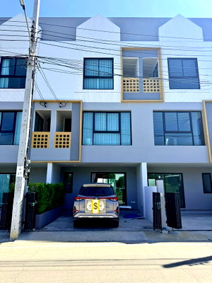 เช่าทาวน์โฮม นนทบุรี : C-A* อันนา TOWNHOME เฟอร์ครบ เข้าอยู่ได้เลย‼️