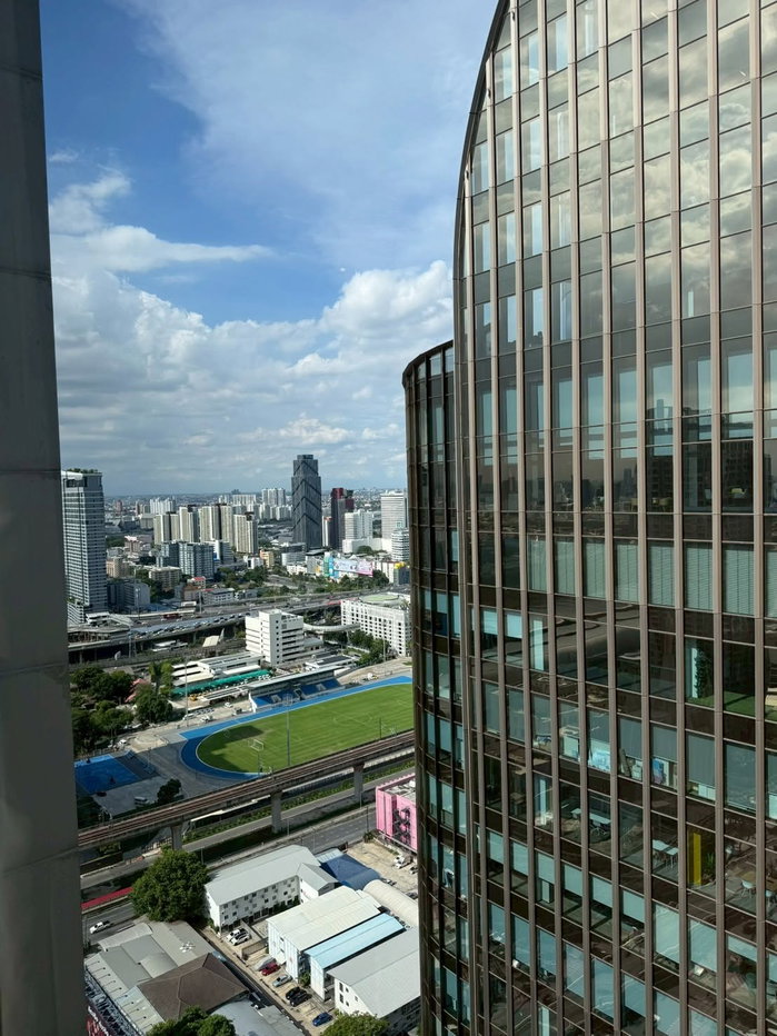 picture For rent: The esse @ singha complex, 33rd floor. - 23/34