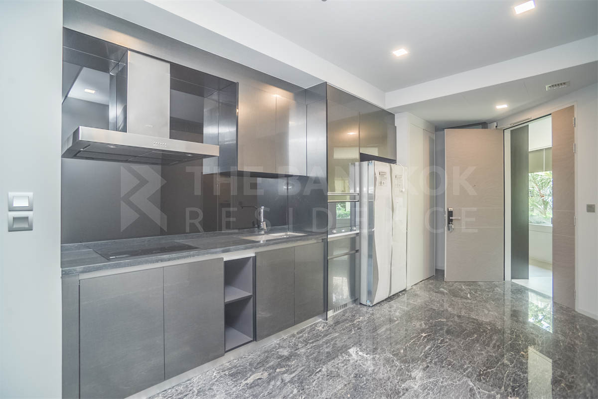 picture Ashton Residence 41 near BTS Phrom Phong Easy Travel, Fully Utilized Space - 4/9