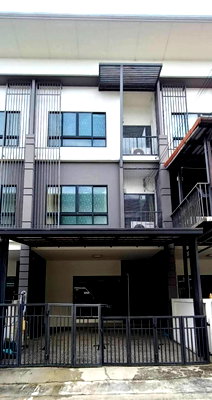 ทาวน์โฮมให้เช่า :  ให้เช่าทาวน์โฮม 3 ชั้น หมู่บ้านคาซ่าซิตี้ วงแหวน–ลำลูกกา คลอง 5 ทำเลดี ติดถนนลำลูกกา