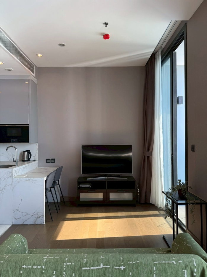 picture For rent: The esse @ singha complex, 33rd floor. - 24/34