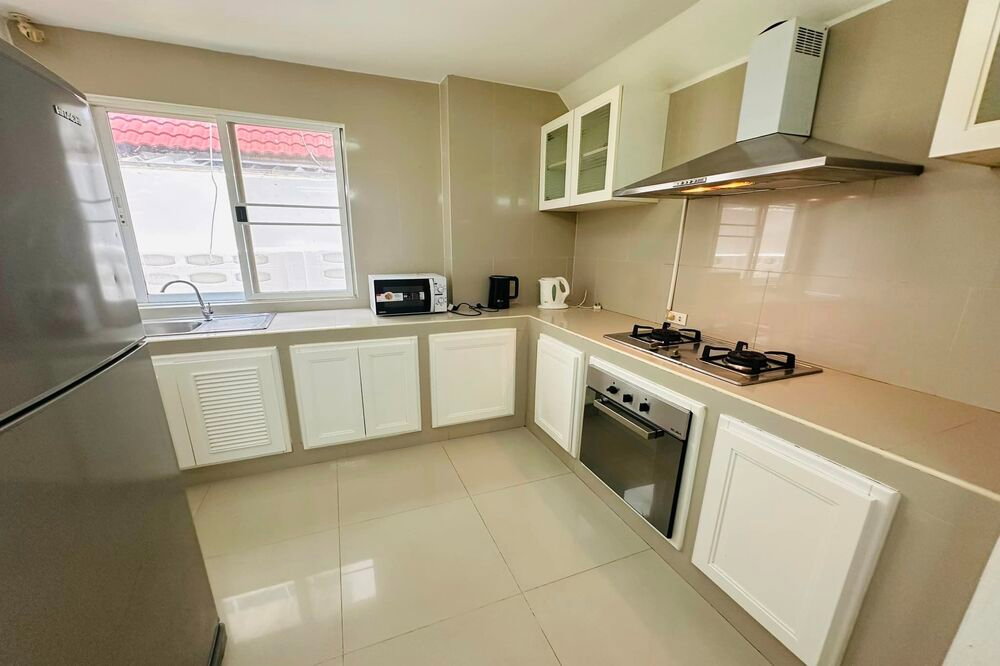 รูป เช่าบ้านเดี่ยว !!  House in Phromphong, 5 ห้องนอน, 5 ห้องน้ำ, 4 ชั้น, มีสวนขนาดเล็ก, มีที่จอด 2-3 คัน !! Code C20230109716 แต่งครบ, พร้อมเข้าอยู่ 📣📣 - รูปที่ 5/13