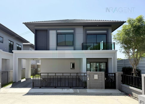 ขายบ้านเดี่ยว โครงการ บริทาเนีย บางนา - ศรีวารี 2 ชั้น 4 ห้องนอน 4 ห้องน้ำ