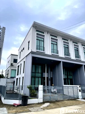 Townhouses for sale : 5 Bedroom Townhouse for sale at Pruksa Ville Phaholyothin-Ramintra  6478391