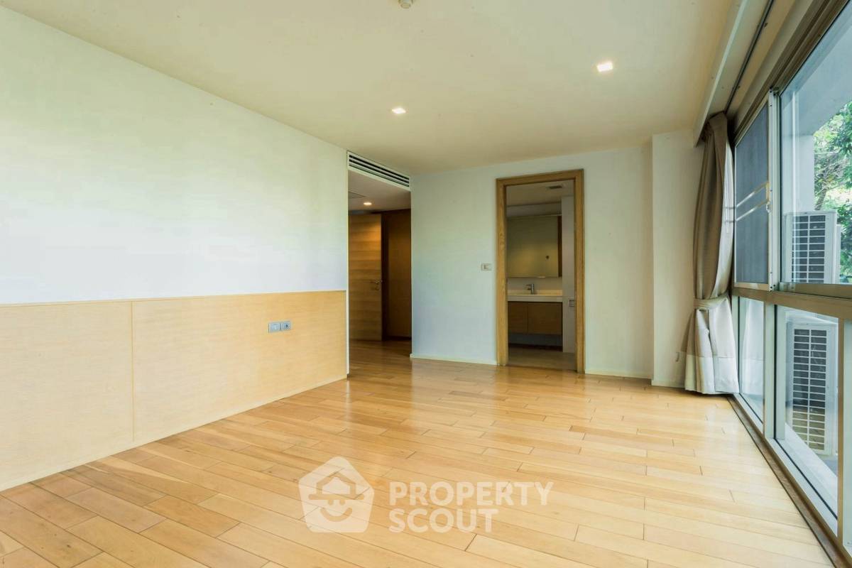 รูป คอนโด 4 ห้องนอน 438 ตร.ม. ขาย Ficus Lane Condominium ใกล้ BTS พระโขนง 200 ม. (ID 3028834) - รูปที่ 11/16