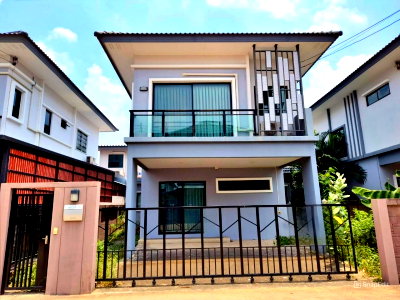 Twin houses for sale : Semi-detached house for sale, The Plant & Natura Trend Wongwaen – Lumlukka Klong 5