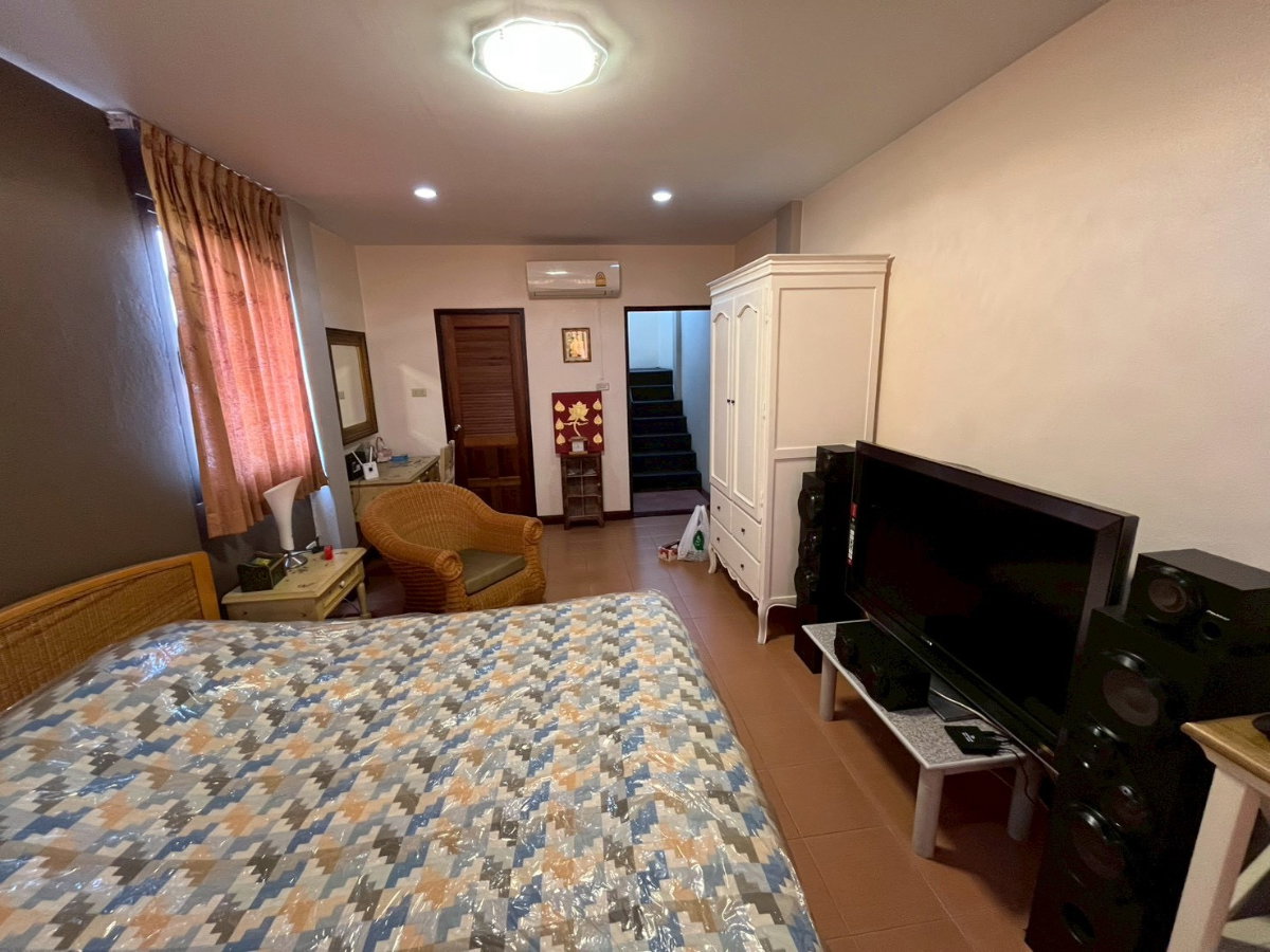รูป 🏡✨ ให้เช่าบ้าน 2 หลังในรั้วเดียวกัน 📍 แต่งครบ พร้อมอยู่ ถนนสุโขทัย - รูปที่ 17/17