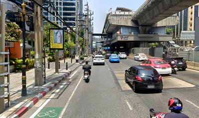 ที่ดิน ถนนพญาไท : ขายที่ดิน ติดถนนสีลม ใกล้ Central บางรัก