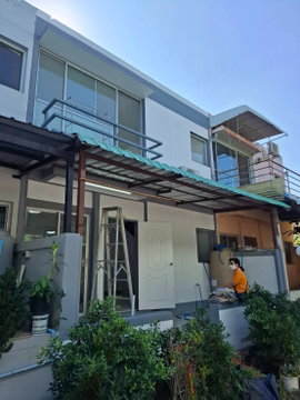 ปล่อยเช่า ทาวน์โฮม 3 ห้องนอน 2 ห้องน้ำ (รีโนเวทใหม่ทั้งหลัง) มีแอร์ 2 ตัว ปั๊มน้ำ พร้อมเข้าอยู่ได้ทันที!!
