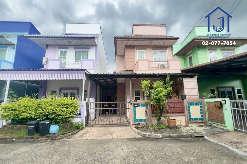 รูป ขายทาวน์เฮาส์ หมู่บ้านพล วัชรพล 2 ชั้น 30 ตร.ว. ใกล้ทางด่วนสุขาภิบาล 5 - รูปที่ 1/12