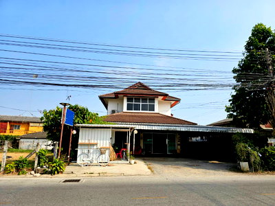Office for rent : Warehouse  for  rent 7 bedrooms, 5 bathrooms .