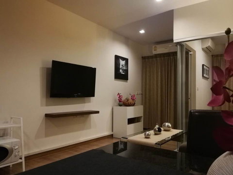 🏙️✨ FOR RENT: The Seed Musee Sukhumvit 26 — STYLISH CITY LIVING IN PRIME SUKHUMVIT!  💰 Rental Price: 19,000 THB/month