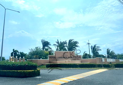 Land for sale TFD Industrial Estate : Lowest price in the project! Vacant land in Royal Lakeside Golf Club, Ideal for building a residential home, electricity and water available. | 93343