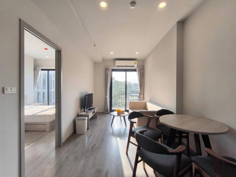 FOR RENT ： Chapter One Flow 🔥PRICE 🔥 19,000 BAHT/Month 🔥line :@190evxgl