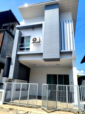 บ้านเดี่ยว ถนนวิภาวดีรังสิต : ขายบ้านเดี่ยวขนาดเล็ก 2 ที่จอด
