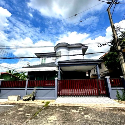 บ้านเดี่ยวให้เช่า : #ให้เช่าบ้านเดี่ยว​ขนาดใหญ่​สุดๆ​ ขนาด 65 ตรว.เนื้อที่เยอะมี​ 4ห้องนอน​ แอร์​4ตัว​ ม.สุทธาทร ประชาร่วมใจ ตกแต่งบ้านสวยหรู (หลังไปรษณีย์มีนบุรี) 