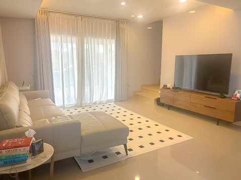 Luxury House for Rent Nong Pla Lai East Pattaya Near Rugby
